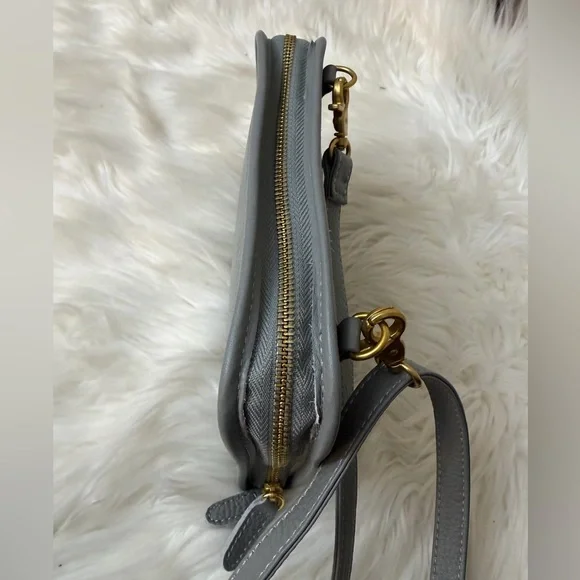 Minooy l Stylish Gray leather Crossbody Bag:NWOT - Picture 7 of 15